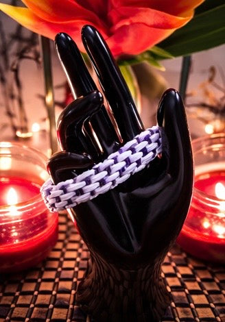 PRE-MADE LAUHALA INSPIRED  BRACELET SIZE:8 (SNOW CAP WHITE & DEEP BLUE SEA)