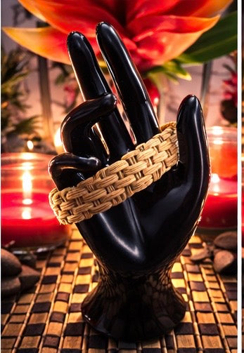 PRE-MADE LAUHALA INSPIRED BRACELET SIZE:8.5 (ONE CUP OF COFFEE)